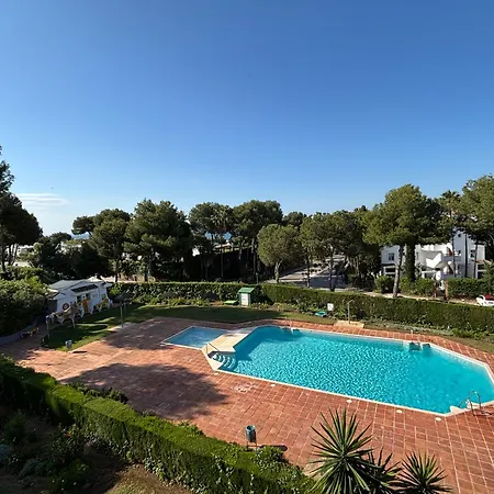 Nature & Sea Escape - Pools, & Sunshine! Apartment *