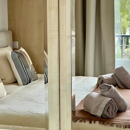Nature & Sea Escape - Pools, & Sunshine! Apartment *