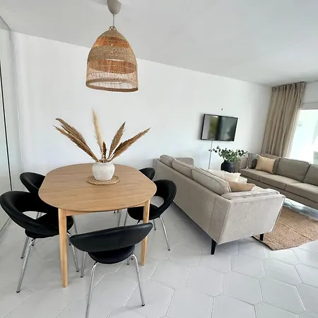 Apartment Nature & Sea Escape - Pools, & Sunshine! *