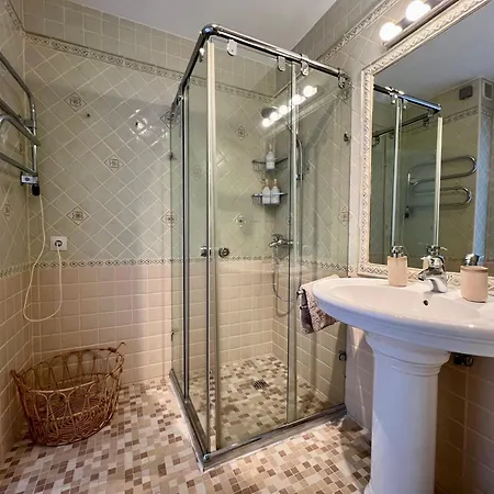 Apartment Nature & Sea Escape - Pools, & Sunshine! *